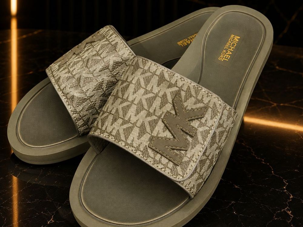 Chanclas Michael Kors Verde